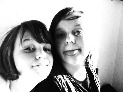 Das Bild ist zwar schon etwas &auml;lter. Aber naja. Egal. Hauptsache wir beide sind drauf :) Hdl. 